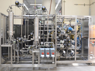 Chromatography Skid, 1-1/2 Inch, with Quattroflow Diaphragm Pumps and Split Frame Design