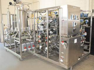 Chromatography Skid, 1-1/2 Inch, with Quattroflow Diaphragm Pumps and Split Frame Design